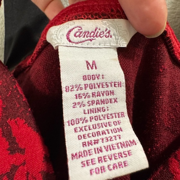 Candie’s Elegant Red Floral Dress - Picture 3 of 3